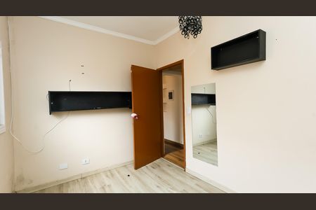 Casa à venda com 108m², 3 quartos e 2 vagas