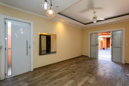 Sala de casa à venda com 3 quartos, 108m² em Vila Pirajussara, São Paulo