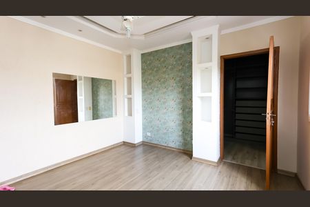 Casa à venda com 108m², 3 quartos e 2 vagas