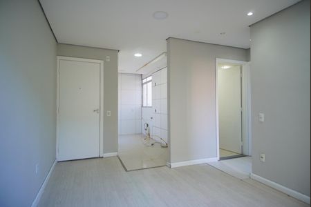 Sala de apartamento à venda com 2 quartos, 42m² em Mário Quintana, Porto Alegre