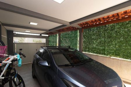 Garagem de casa à venda com 4 quartos, 300m² em Vila Nova Mazzei, São Paulo