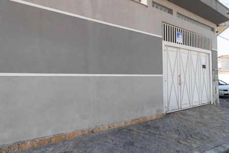 Fachada de casa à venda com 4 quartos, 300m² em Vila Nova Mazzei, São Paulo