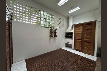 Casa para alugar com 138m², 3 quartos e 1 vaga Casa para alugar com 138m², 3 quartos e 1 vagaChurrasqueira