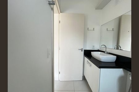 Casa para alugar com 138m², 3 quartos e 1 vaga Casa para alugar com 138m², 3 quartos e 1 vagaBanheiro suíte