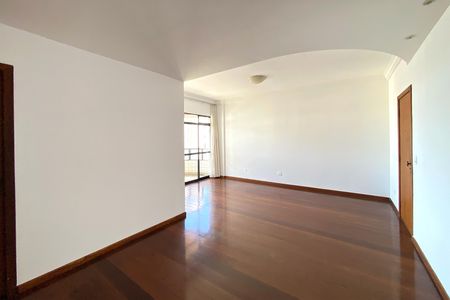 Apartamento para alugar com 120m², 3 quartos e 2 vagasSala