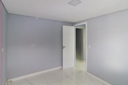 Quarto 2 de casa para alugar com 3 quartos, 82m² em Fazenda da Juta, São Paulo