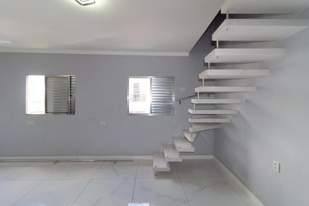 Casa para alugar com 82m², 3 quartos e 1 vaga Casa para alugar com 82m², 3 quartos e 1 vagaSala