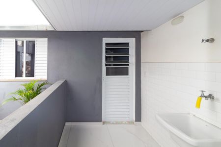 Casa para alugar com 82m², 3 quartos e 1 vaga Casa para alugar com 82m², 3 quartos e 1 vagaÁrea de Serviço