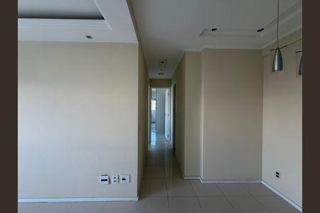 Sala de apartamento para alugar com 2 quartos, 70m² em Barra da Tijuca, Rio de Janeiro