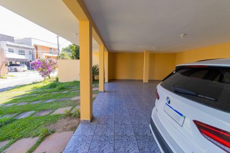Garagem de casa de condomínio para alugar com 3 quartos, 160m² em Horizontal Park, Cotia