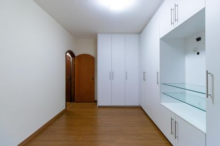 Casa de condomínio para alugar com 160m², 3 quartos e 6 vagas Casa de condomínio para alugar com 160m², 3 quartos e 6 vagasSuite 1