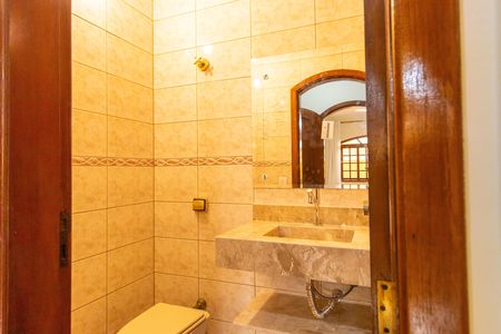 Casa de condomínio para alugar com 160m², 3 quartos e 6 vagas Casa de condomínio para alugar com 160m², 3 quartos e 6 vagasLavabo