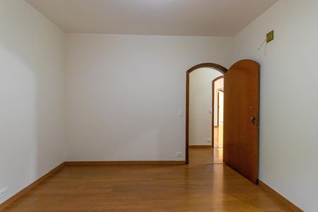 Casa de condomínio para alugar com 160m², 3 quartos e 6 vagas Casa de condomínio para alugar com 160m², 3 quartos e 6 vagasSuite 2