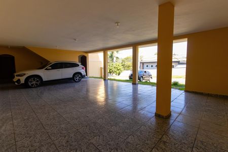 Casa de condomínio para alugar com 160m², 3 quartos e 6 vagas Casa de condomínio para alugar com 160m², 3 quartos e 6 vagasGaragem