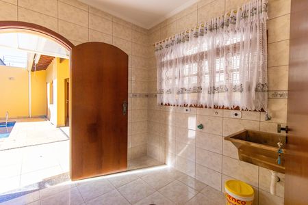 Casa de condomínio para alugar com 160m², 3 quartos e 6 vagas Casa de condomínio para alugar com 160m², 3 quartos e 6 vagasÁrea de Serviço