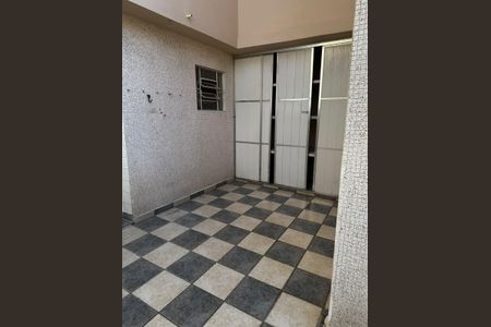 Casa para alugar com 180m², 4 quartos e 2 vagasÁrea Externa