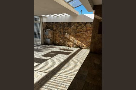 Casa para alugar com 180m², 4 quartos e 2 vagasGaragem