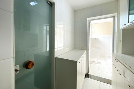 Apartamento à venda com 226m², 4 quartos e 1 vaga Apartamento à venda com 226m², 4 quartos e 1 vagaApoio cozinha