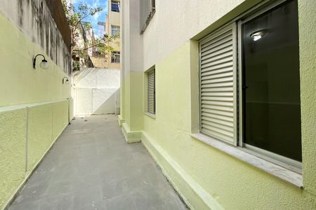 Apartamento à venda com 226m², 4 quartos e 1 vaga Apartamento à venda com 226m², 4 quartos e 1 vagaÁrea privativa
