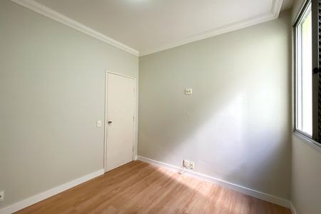 Apartamento à venda com 226m², 4 quartos e 1 vaga Apartamento à venda com 226m², 4 quartos e 1 vagaQuarto 2