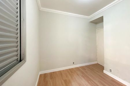 Apartamento à venda com 226m², 4 quartos e 1 vaga Apartamento à venda com 226m², 4 quartos e 1 vagaQuarto 3
