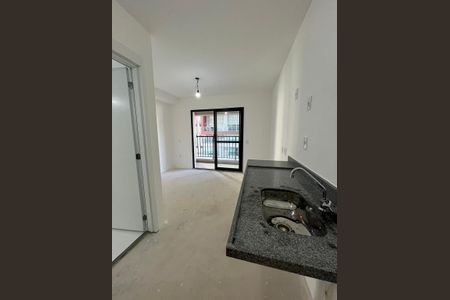 Cozinha de apartamento à venda com 1 quarto, 24m² em Vila Cordeiro, São Paulo