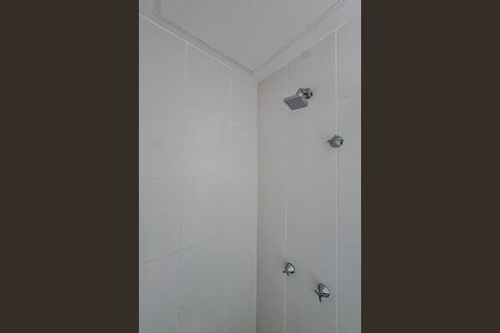 Apartamento para alugar com 49m², 2 quartos e 1 vaga Apartamento para alugar com 49m², 2 quartos e 1 vagaBanheiro da Suíte