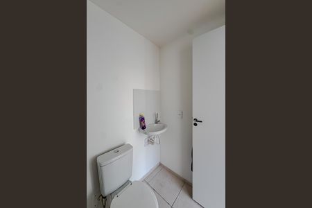 Apartamento para alugar com 49m², 2 quartos e 1 vaga Apartamento para alugar com 49m², 2 quartos e 1 vagaBanheiro da Suíte