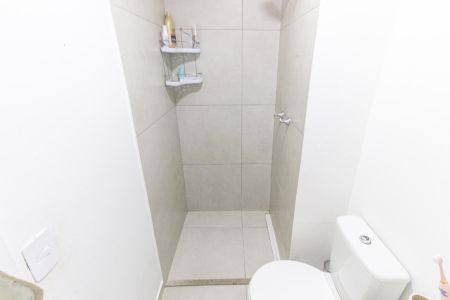 Apartamento à venda com 57m², 2 quartos e 1 vaga Apartamento à venda com 57m², 2 quartos e 1 vagaBanheiro