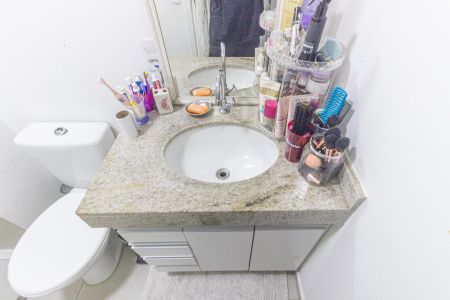 Apartamento à venda com 57m², 2 quartos e 1 vaga Apartamento à venda com 57m², 2 quartos e 1 vagaBanheiro