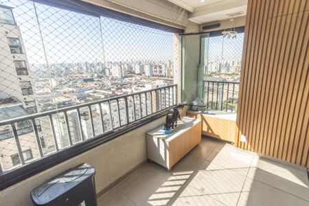 Apartamento à venda com 57m², 2 quartos e 1 vaga Apartamento à venda com 57m², 2 quartos e 1 vagaVaranda