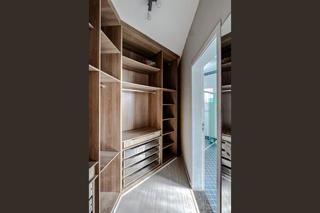 Casa à venda com 297m², 3 quartos e 2 vagas