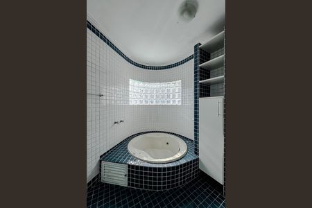 Casa à venda com 297m², 3 quartos e 2 vagas