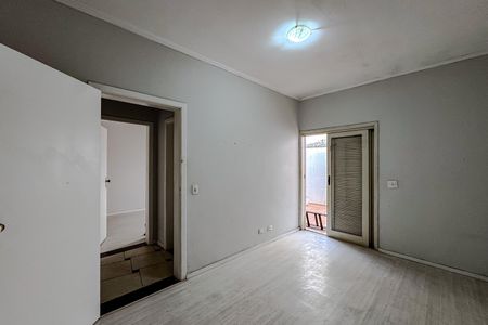 Casa à venda com 297m², 3 quartos e 2 vagas