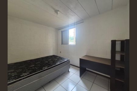 Quarto de apartamento para alugar com 2 quartos, 45m² em São José, São Leopoldo