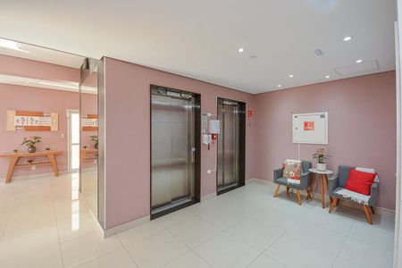 Apartamento para alugar com 49m², 2 quartos e sem vaga Apartamento para alugar com 49m², 2 quartos e sem vagaHall social