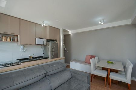 Apartamento para alugar com 49m², 2 quartos e sem vaga Apartamento para alugar com 49m², 2 quartos e sem vagaSala
