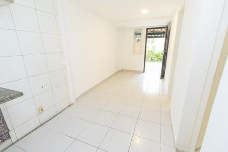 Casa de Condomínio para alugar com 1 quarto, 43m² em Itapuã, Salvador
