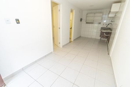 Casa de Condomínio para alugar com 1 quarto, 43m² em Itapuã, Salvador