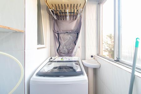 Apartamento para alugar com 59m², 2 quartos e sem vagaBanheiro
