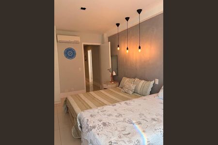 Quarto de apartamento à venda com 4 quartos, 240m² em Icaraí, Niterói