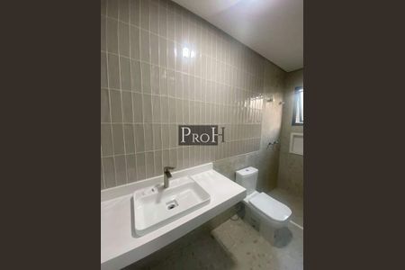 Casa à venda com 4 quartos, 255m² em Vila Alvinopolis, São Bernardo do Campo