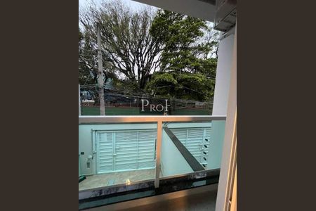 Casa à venda com 3 quartos, 157m² em Parque das Nações, Santo André