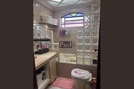 Casa à venda com 4 quartos, 368m² em Utinga, Santo André