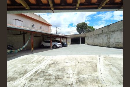 Casa à venda com 3 quartos, 392m² em Parque Xangri-Lá, Contagem
