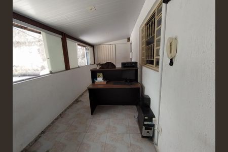 Casa à venda com 3 quartos, 392m² em Parque Xangri-Lá, Contagem