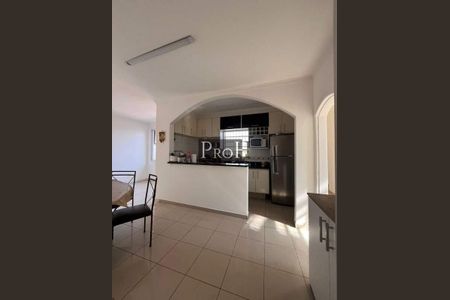 Casa à venda com 4 quartos, 250m² em Osvaldo Cruz, São Caetano do Sul