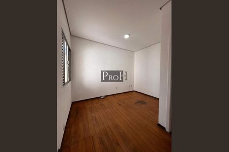 Casa à venda com 4 quartos, 250m² em Osvaldo Cruz, São Caetano do Sul