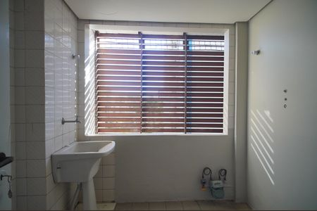 Apartamento à venda com 163m², 3 quartos e 1 vagaÁrea de Serviço
