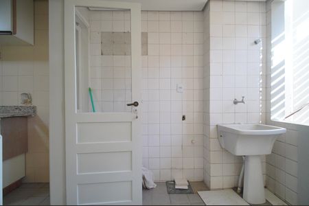 Apartamento à venda com 163m², 3 quartos e 1 vagaÁrea de Serviço